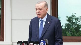 Cumhurbaşkanı Recep Tayyip Erdoğan 9,5 milyar dolarlık ticaret hacmini yok sayarak Gazze de acımasızca katliamlarını sürdüren İsrail ile ticareti sona erdirdiklerini ifade etti. 