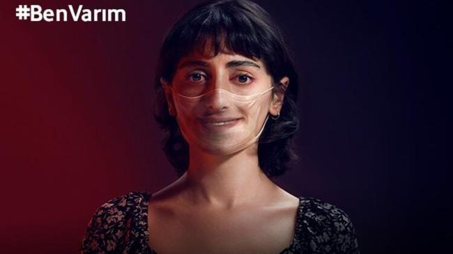 Vodafone'dan Kırmızı Işık uygulamasıyla kadına şiddete karşı #BenVarım | Advertorial Haberler