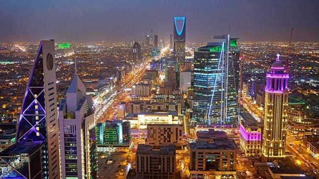Suudi Arabistan yılda 70 milyar dolar dağıtacak | Ekonomi Haberleri