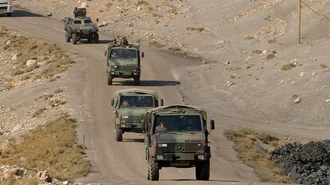 Askeri konvoya saldırı: 8 şehit | Genel Haberler