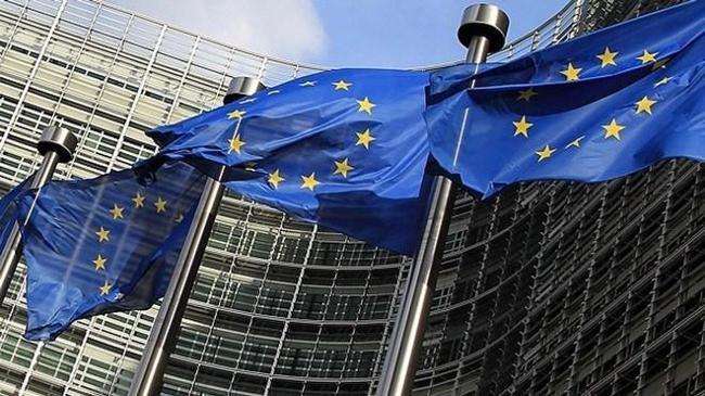Euro Bölgesi'nde yatırımcı güveni 3 aydır düşüyor | Ekonomi Haberleri