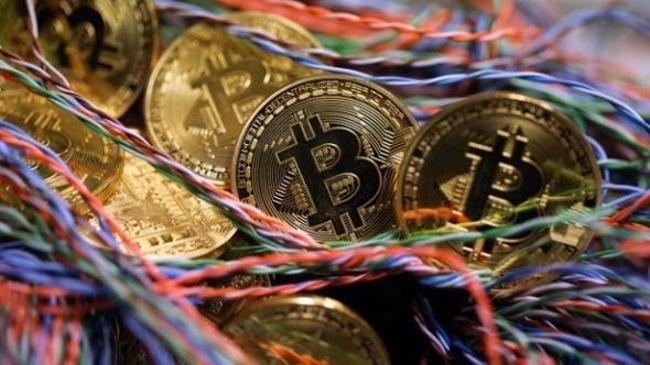 Bitcoin fiyatları zirveden geriledi | Bitcoin Haberleri