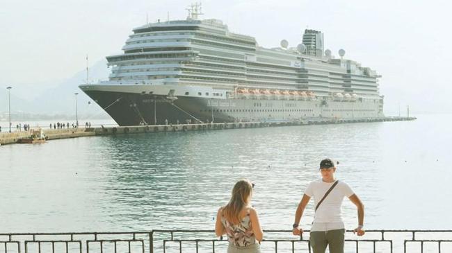Kruvaziyer turizminde ocak, şubat ve mart aylarında Türkiye’ye 50 gemiyle 61 bin 113 yolcu geldi.