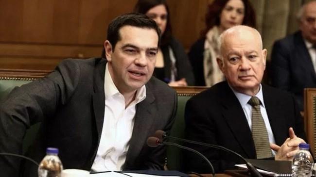 Yunanistan Ekonomi Bakanı istifa etti | Politika Haberleri