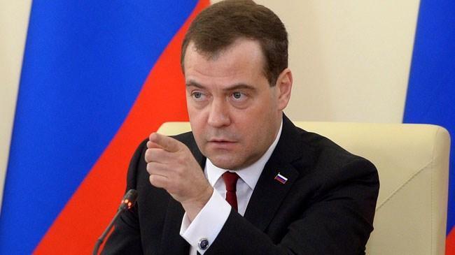 Medvedev'den Bulgaristan'a doğal gaz tehditi | Genel Haberler