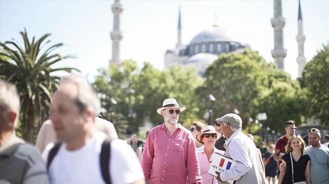 İstanbul’a dört ayda 5.2 milyon turist geldi | Ekonomi Haberleri