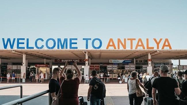Antalya'da turist rekoru  | Genel Haberler